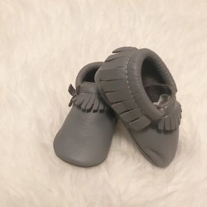 NWT Freshly Picked Moccasins “Slate” Gray